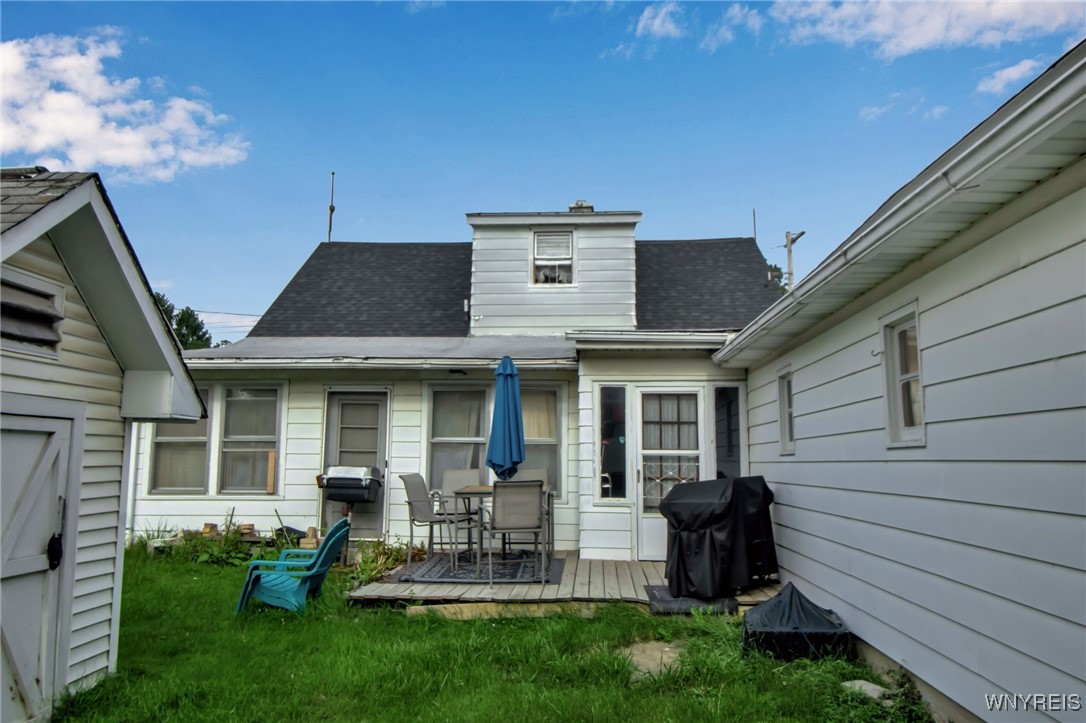 photo undefined: 10 Irwinwood Road, Lancaster NY 14086