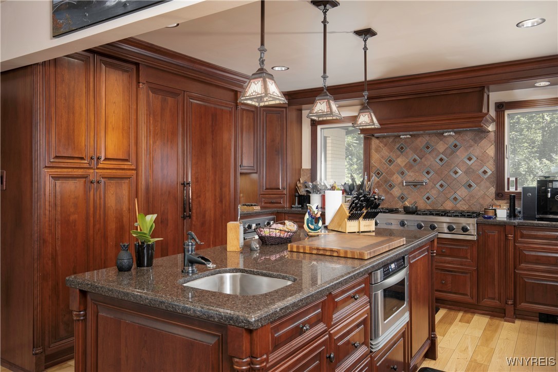 photo 3 : 1650 Ridge Road, Lewiston NY 14092