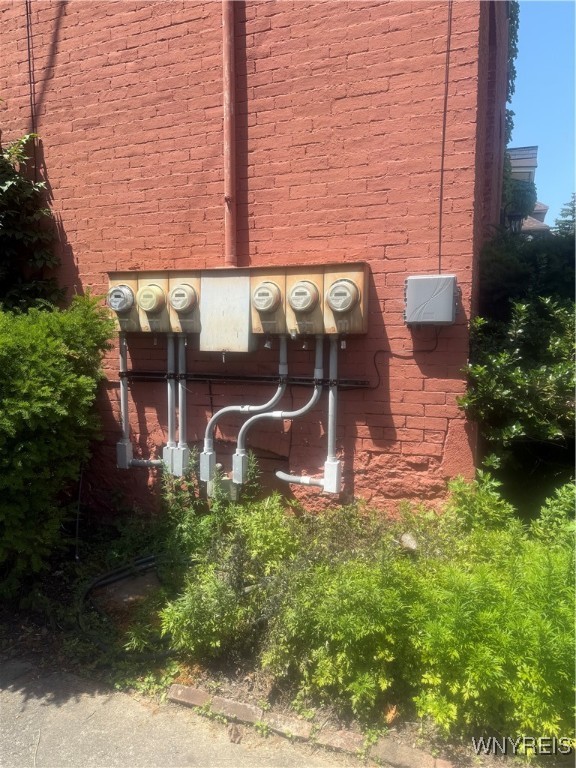 photo undefined: 698 Columbus Parkway, Buffalo NY 14213