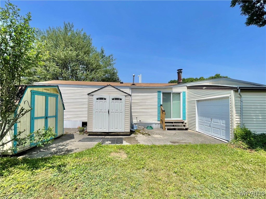 photo 2 : 62 Marseille Avenue, West Seneca NY 14224