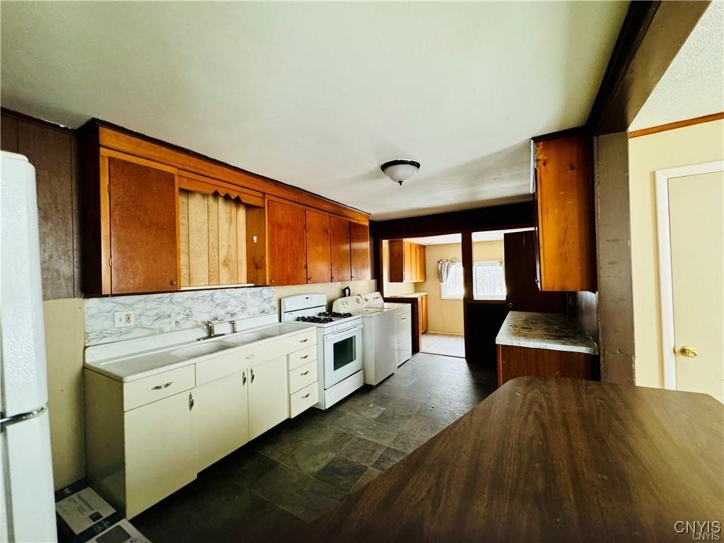 photo 3 : 416/418 Coffeen Street, Watertown City NY 13601