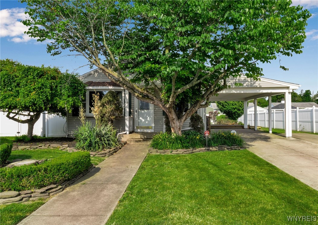 photo 2 : 1014 98th Street, Niagara Falls NY 14304