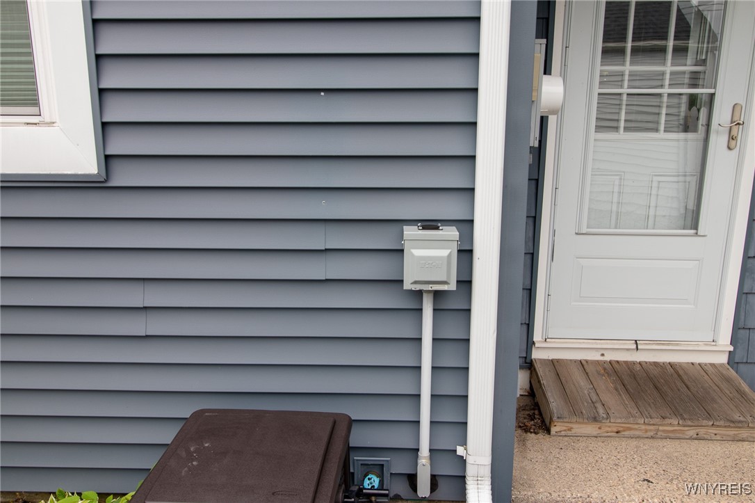 photo 2 : 153 Peinkofer Drive, Cheektowaga NY 14225