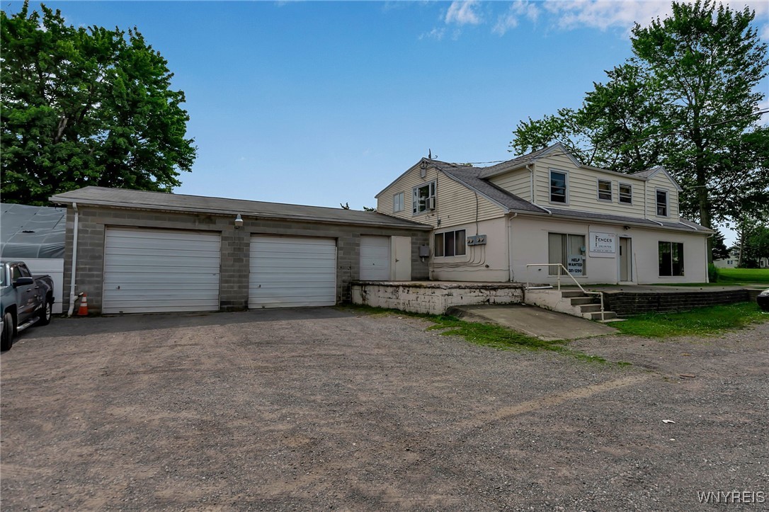 photo 2 : 6665 Nash Road, Wheatfield NY 14120