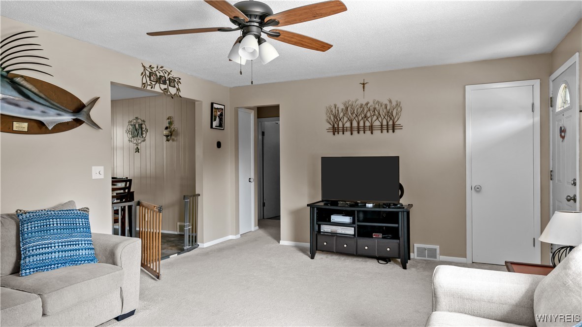 photo 4 : 169 Darwin Drive, Lancaster NY 14043