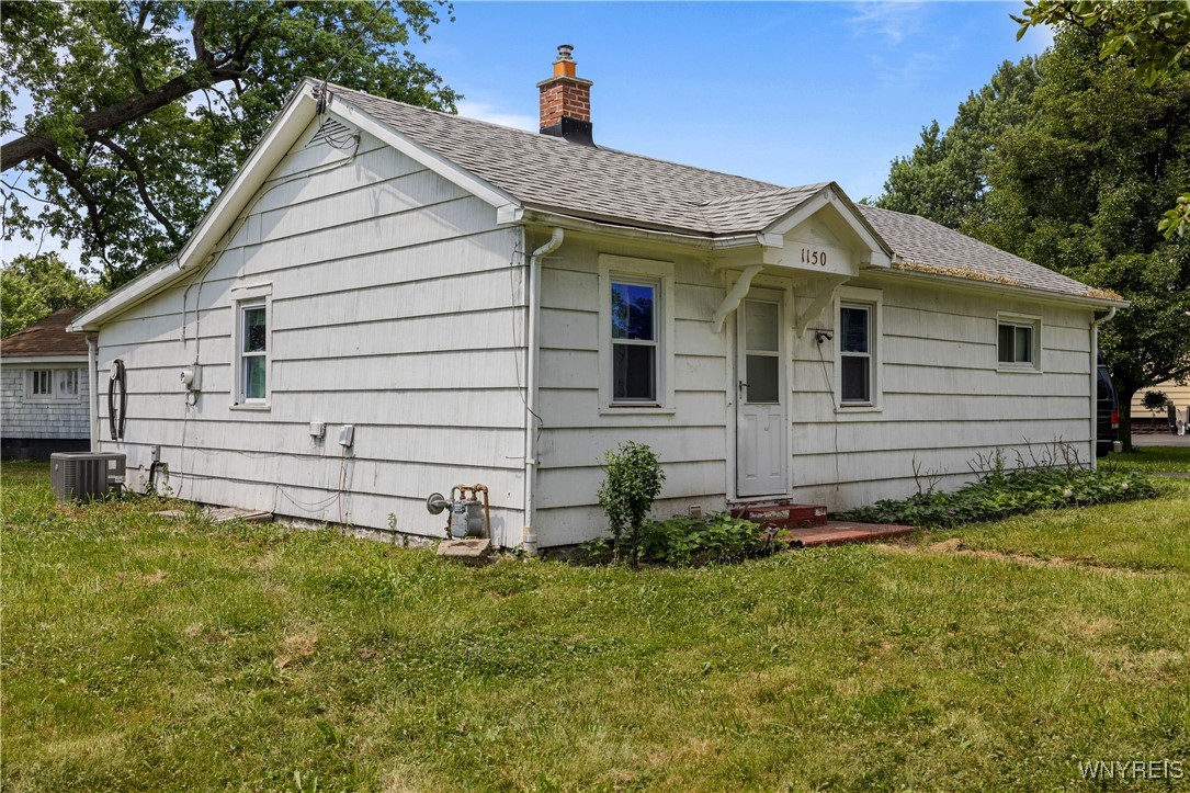 photo 3 : 1142 Harlem Road, Cheektowaga NY 14227