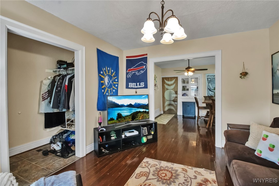 photo 3 : 118 Auburn Avenue, Buffalo NY 14213
