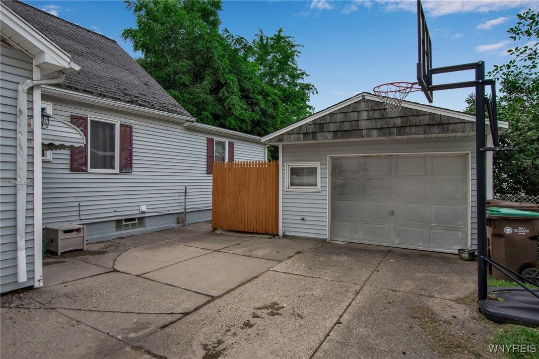 photo 2 : 43 Boll Street, Cheektowaga NY 14212