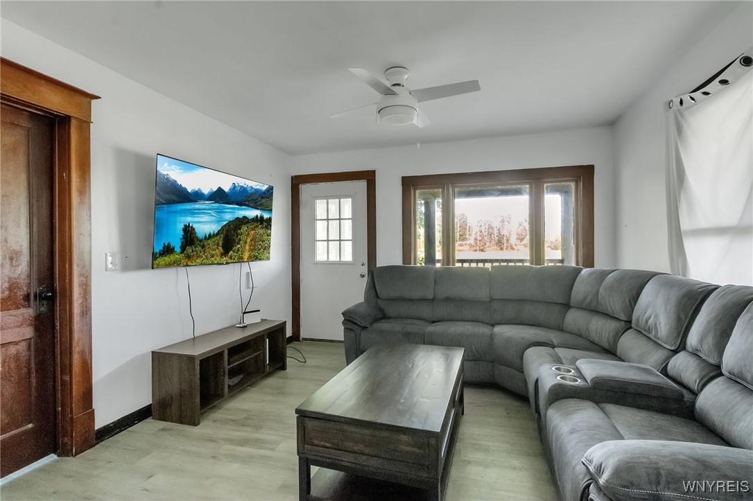 photo Kuny9UrIHp: 7495 Transit Road, Clarence NY 14051
