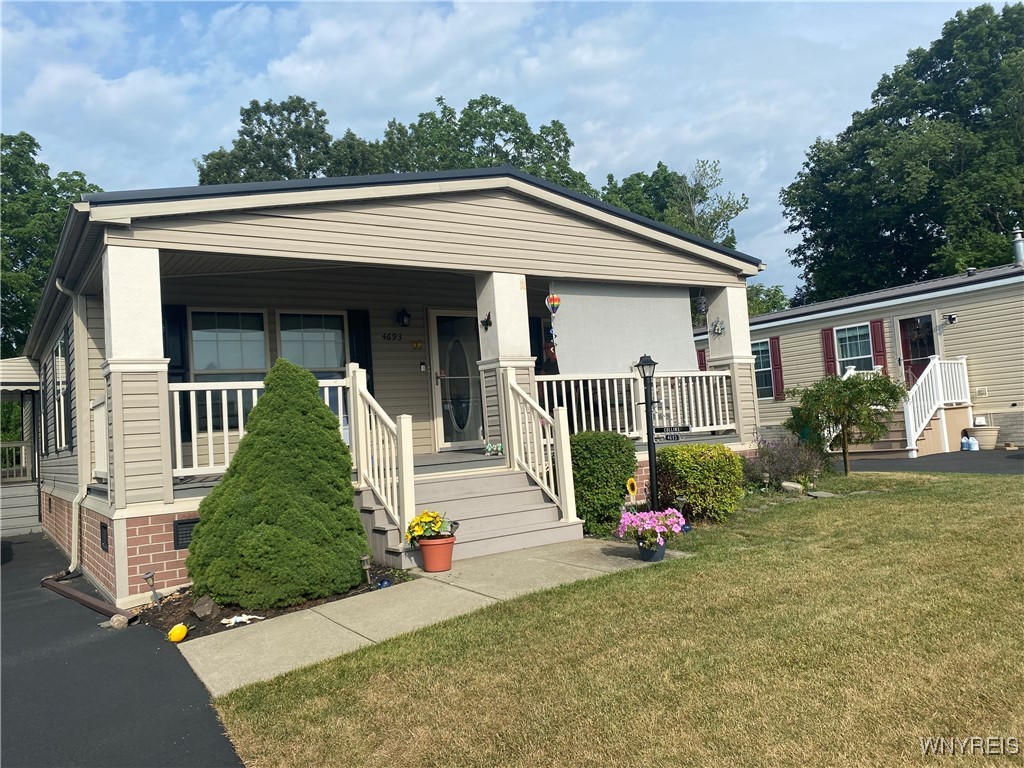 photo HujejuoijEeug7ZthI: 4693 Hampstead Drive, Clarence NY 14031