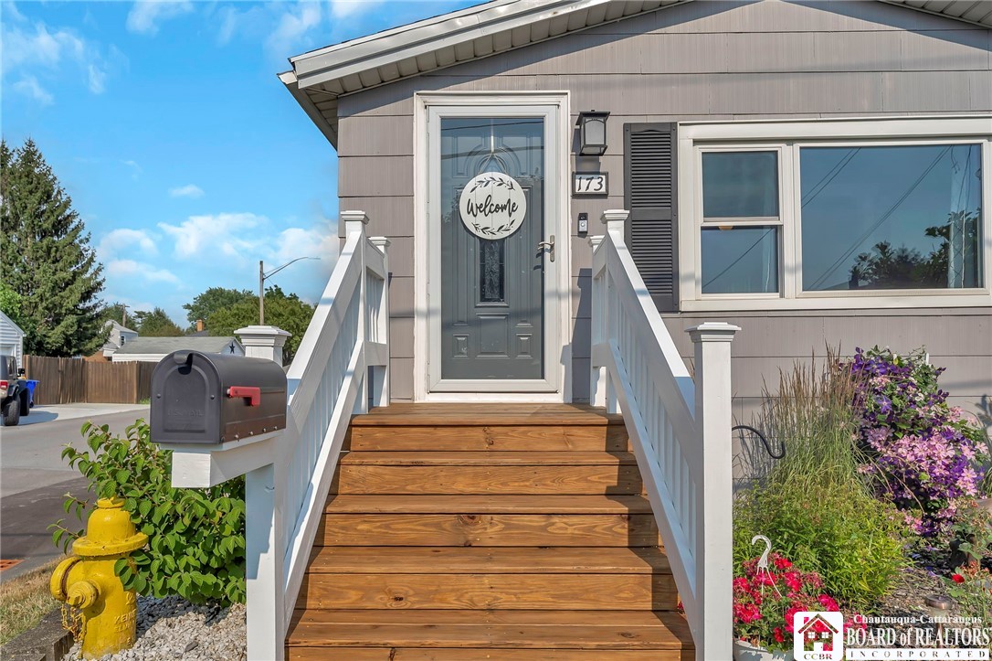 photo 2 : 173 Dwyer Street, West Seneca NY 14224