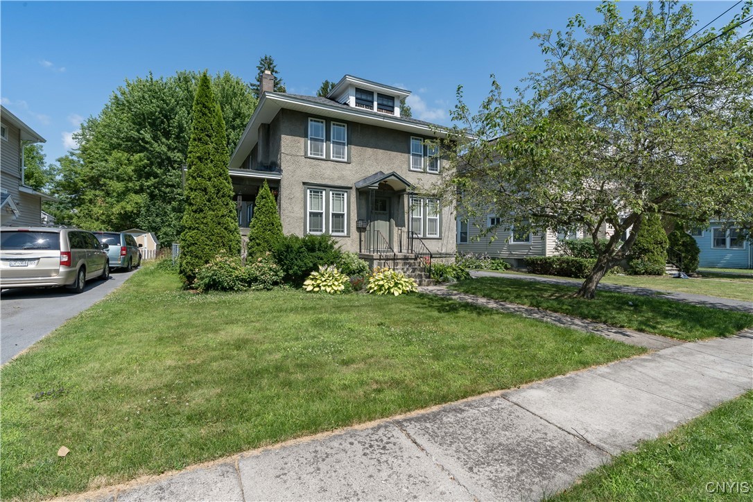 photo M9nJ1y15JlkvpwH-QZLL0w1xc07kMP2eM: 721 Nellis Street, Watertown City NY 13601