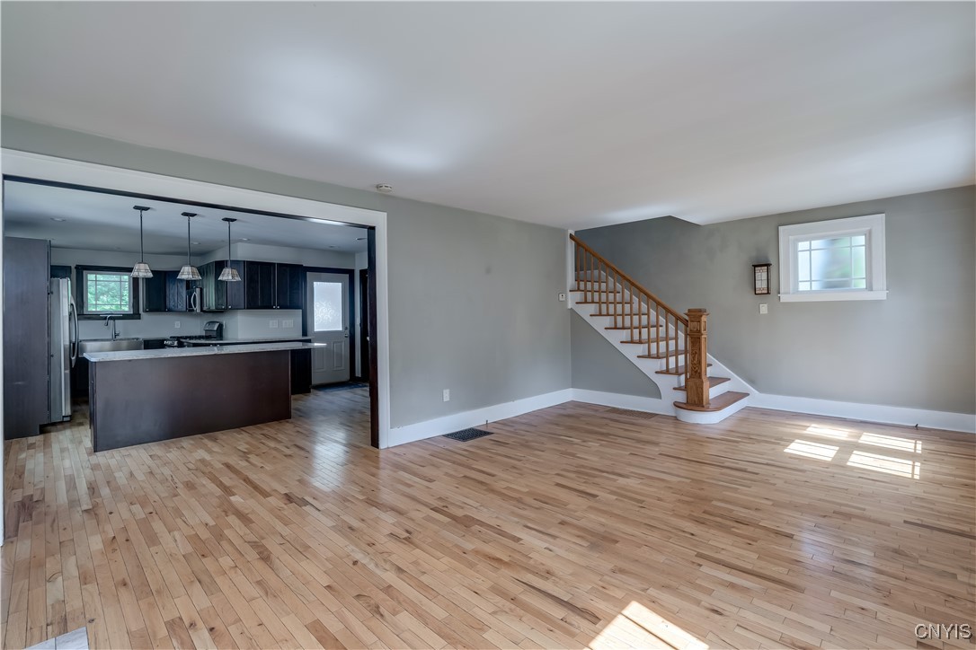 photo 4 : 721 Nellis Street, Watertown City NY 13601