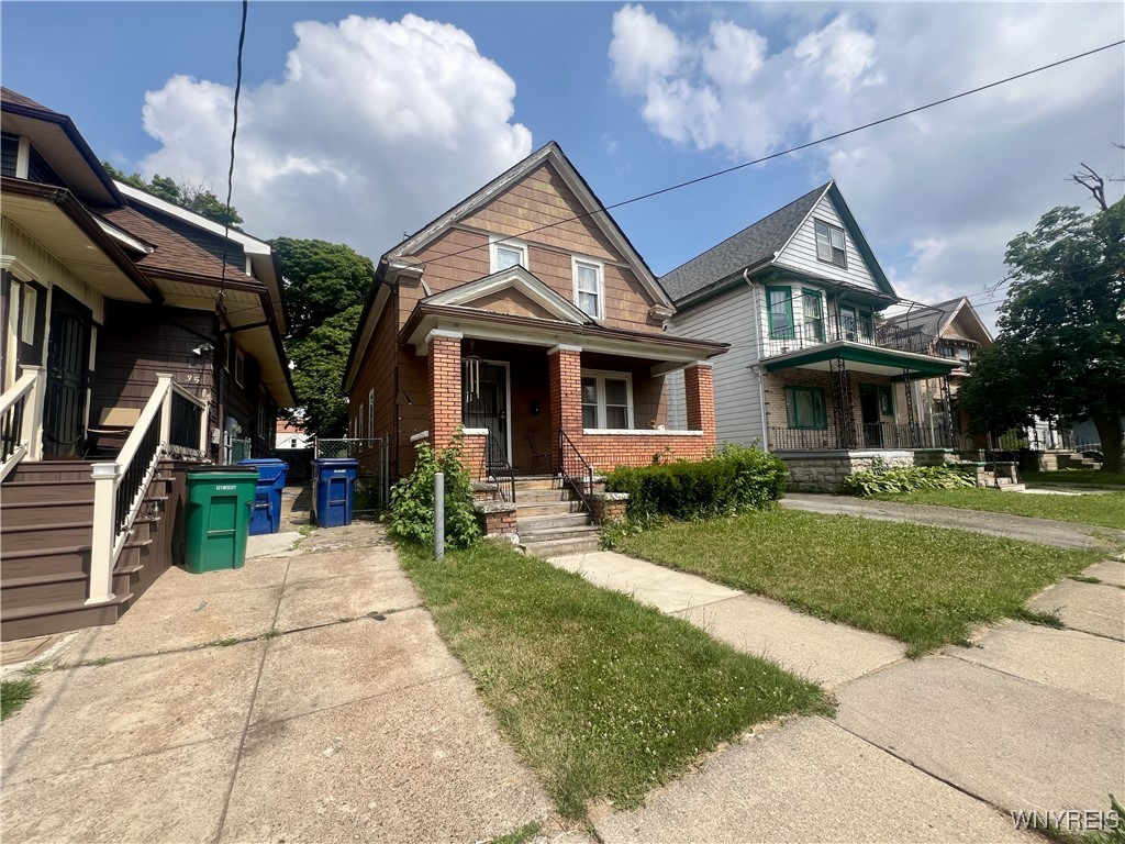 photo 2 : 31 Worcester Place, Buffalo NY 14215