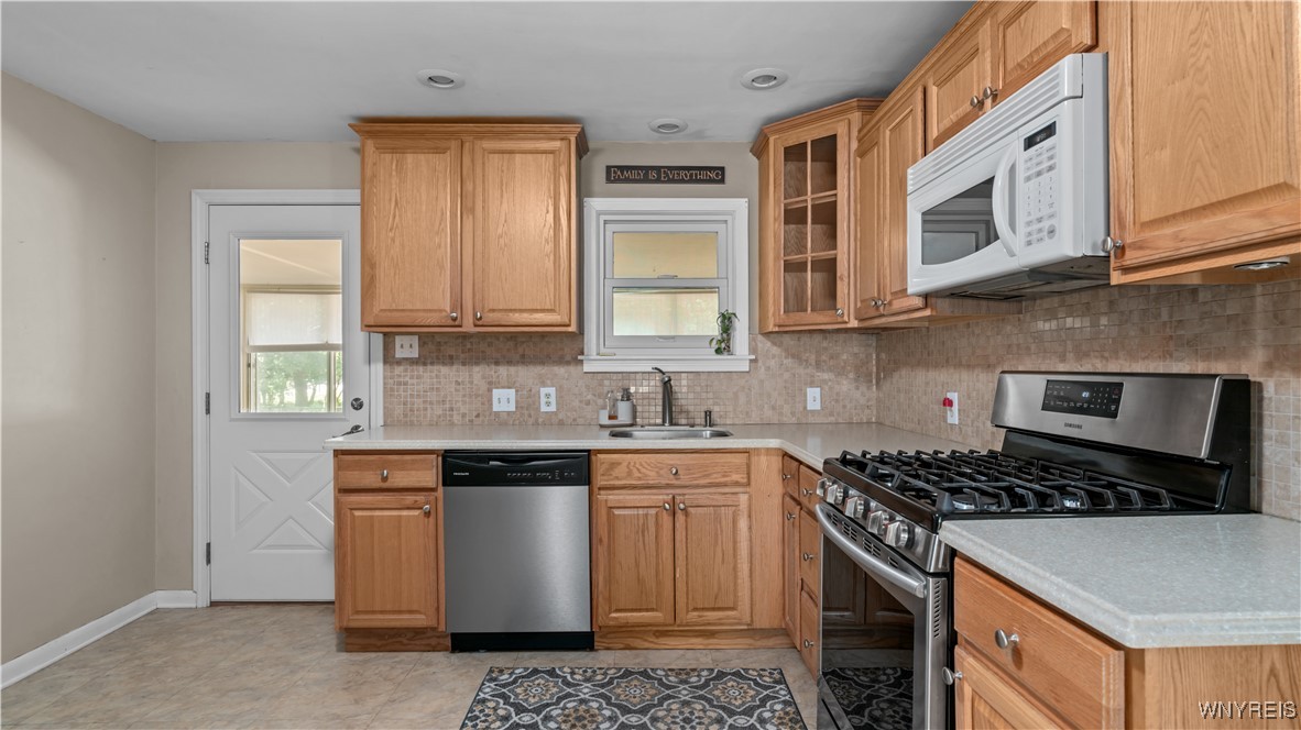 photo 2 : 47 Glendale Drive, Lancaster NY 14086