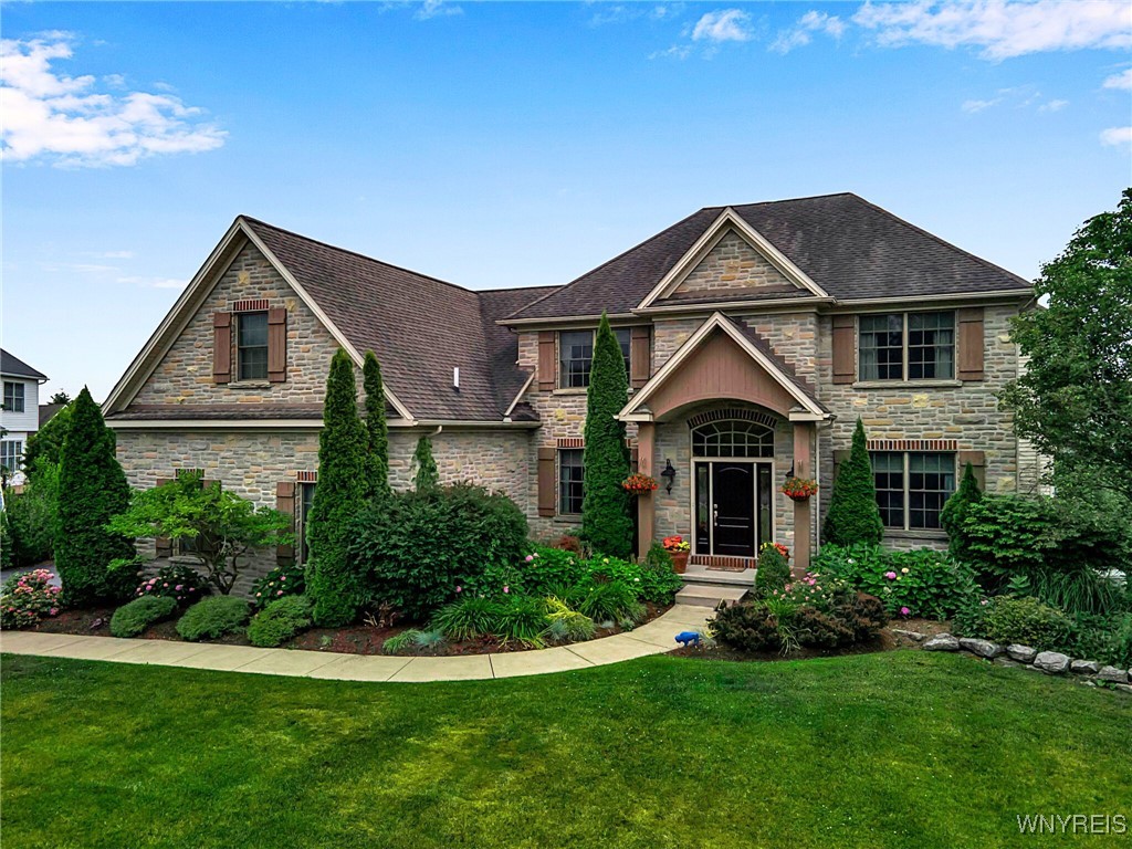 photo ilcuIMWtxRB5D: 8889 Lake Glen Court, Clarence NY 14032