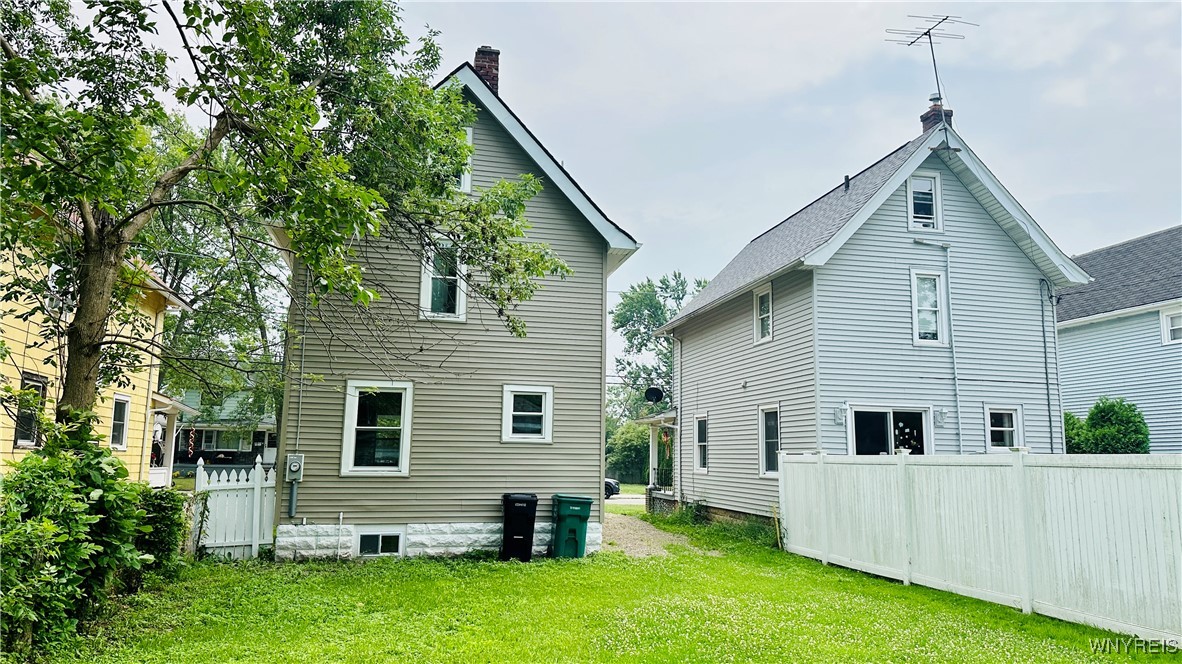 photo 3 : 2960 Mckoon Avenue, Niagara Falls NY 14305