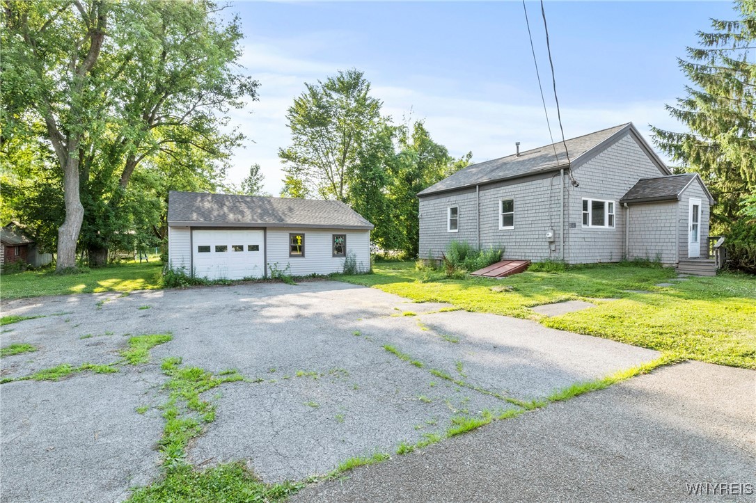 photo 0: 4603 South Park Avenue, Hamburg NY 14075