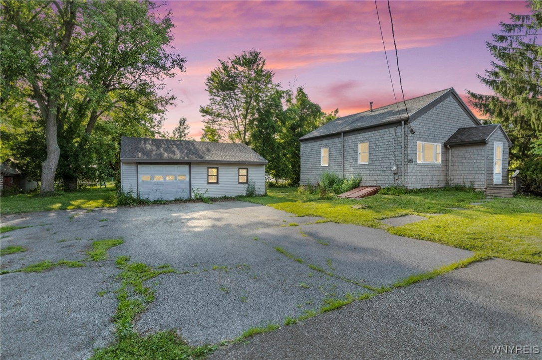 photo aALT9o5tYld2jaoII7WwAPRKPTwTf: 4603 South Park Avenue, Hamburg NY 14075