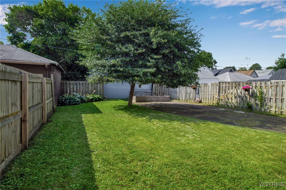 photo 3 : 82 Rutland Street, Buffalo NY 14220