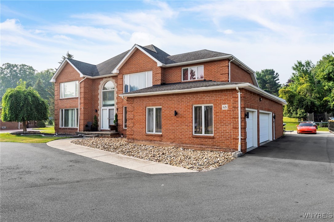 photo undefined: 68 Rolling Woods Lane, West Seneca NY 14224