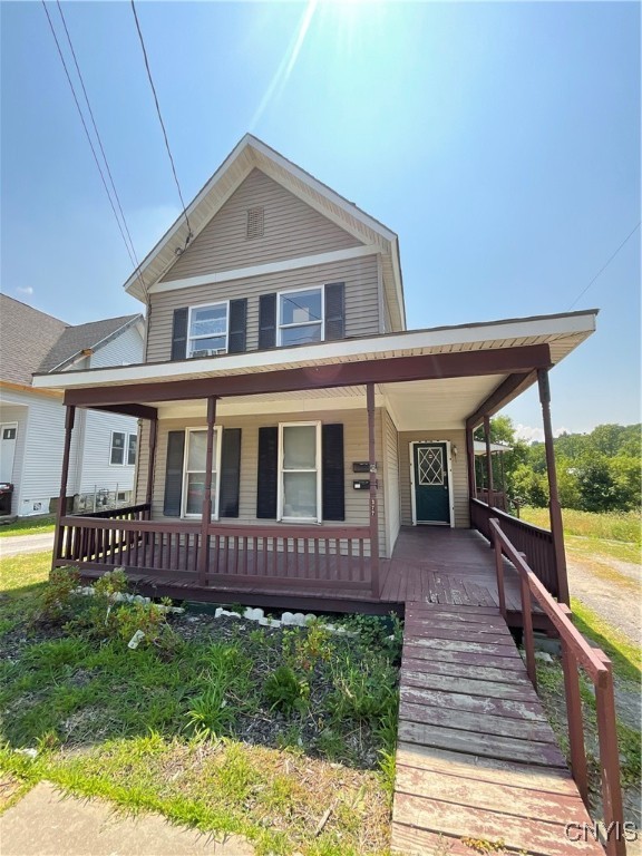 photo 3 : 377 West Main Street, Watertown City NY 13601