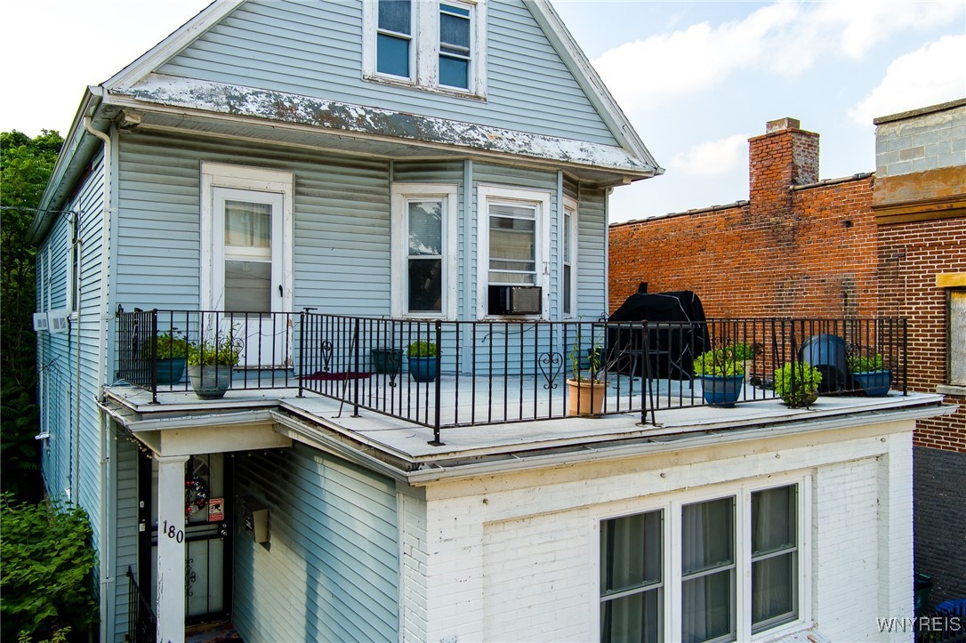 photo 1 : 180 Rhode Island Street, Buffalo NY 14213