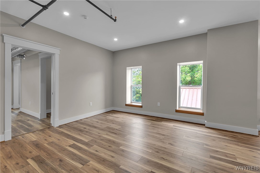 photo 2 : 367 Connecticut Street 2, Buffalo NY 14213