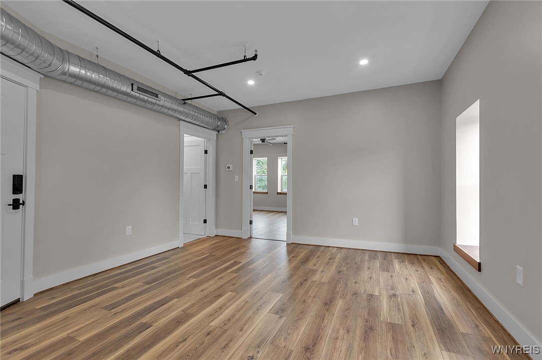 photo 3 : 367 Connecticut Street 2, Buffalo NY 14213