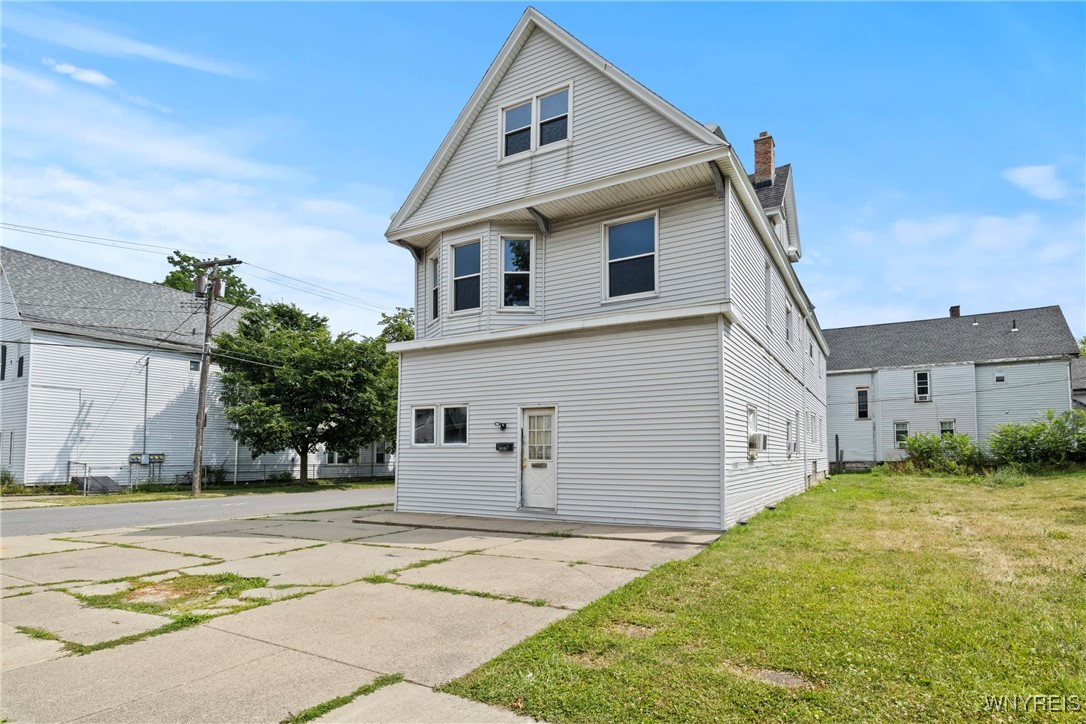 photo rAfs1mHpcGH-QUAg: 877 Prospect Avenue, Buffalo NY 14213