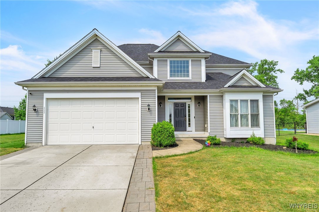 photo vRI-iYNDSZ1abVE: 111 Caldwell Drive, West Seneca NY 14224