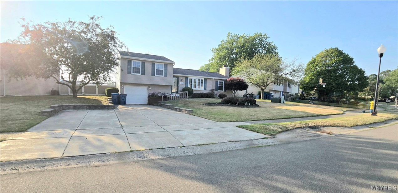 photo 2 : 1350 Peppertree Drive, Evans NY 14047