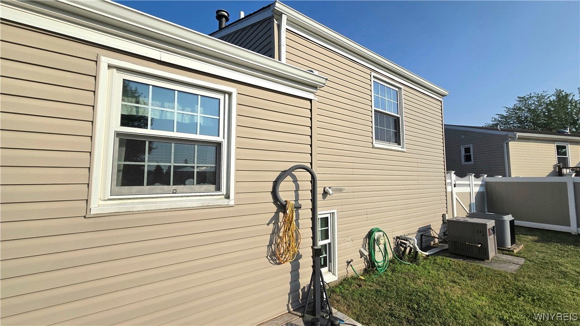 photo Ln7slAQMKwVMOLTmADJGdNVoHQRsG9h5y7LU: 1350 Peppertree Drive, Evans NY 14047