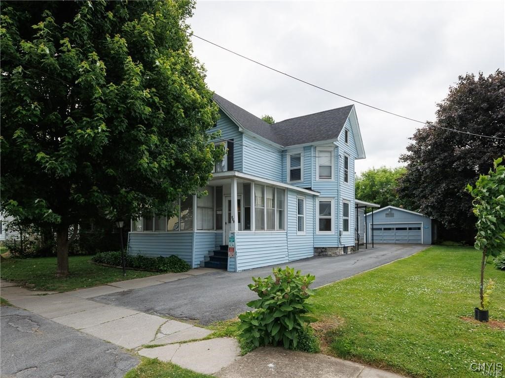 photo BVTVk7zLI: 345 Arlington Street, Watertown City NY 13601