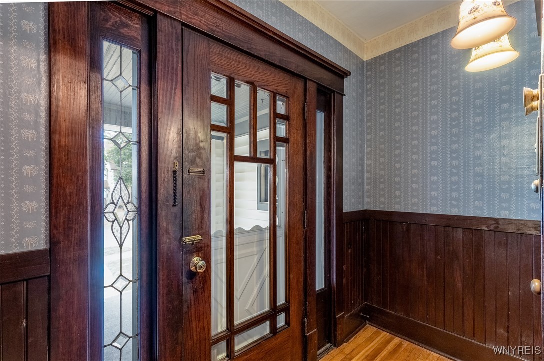 photo 2 : 128 Armin Place, Buffalo NY 14210