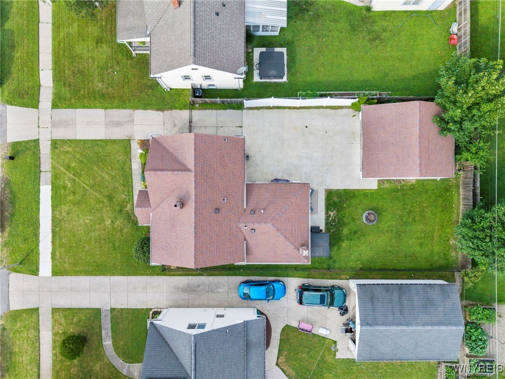 photo undefined: 5009 Chapman Parkway, Hamburg NY 14075