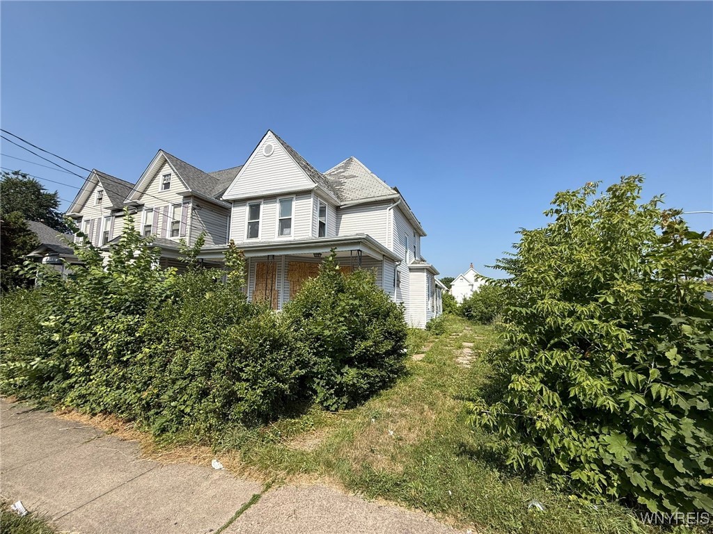 photo undefined: 725 15th Street, Niagara Falls NY 14301