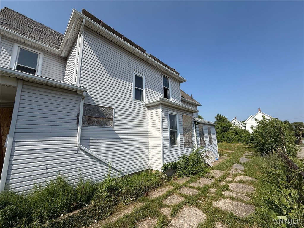 photo undefined: 725 15th Street, Niagara Falls NY 14301