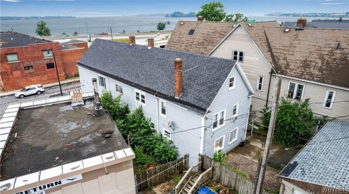 photo sht7UUCZfXK-P8sEexV8nHFXtIaNHdy: 2287 Niagara Street, Buffalo NY 14207
