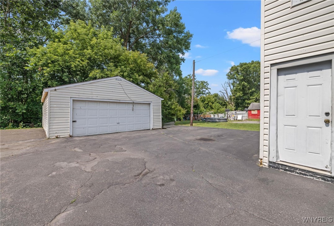 photo 2 : 2851 Seneca Street, West Seneca NY 14224