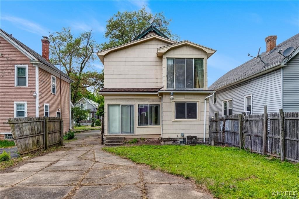 photo 3x4PQAwOk: 597 Norfolk Avenue, Buffalo NY 14215