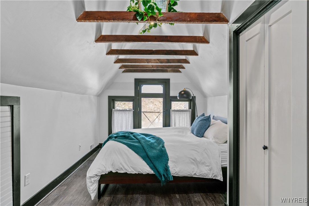 photo RJky7SP386WigYRqig: 58 Cottage Street 3, Buffalo NY 14201