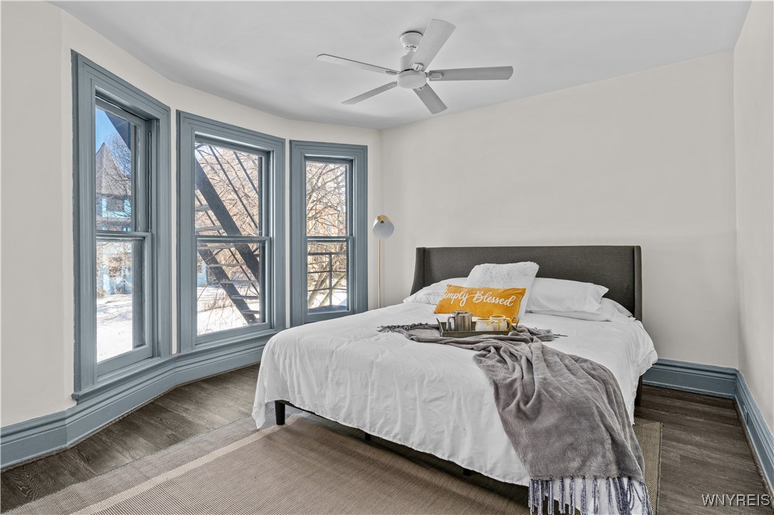 photo RjMskmUkXDmTfaG-vnhkMN-qsF8: 58 Cottage Street 2, Buffalo NY 14201