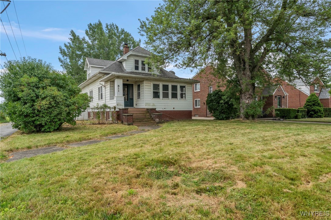 photo 3 : 811 Cleveland Drive, Cheektowaga NY 14225