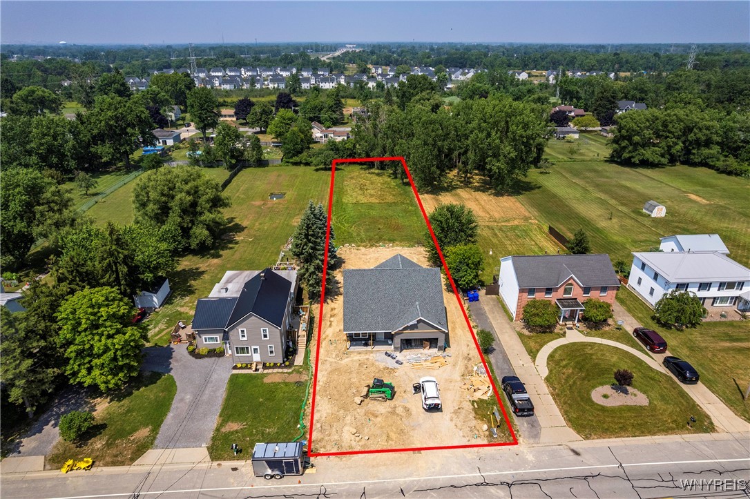 photo 2 : 5200 Berg Road, West Seneca NY 14218