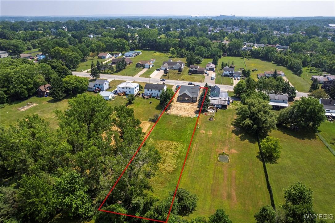 photo 4 : 5200 Berg Road, West Seneca NY 14218