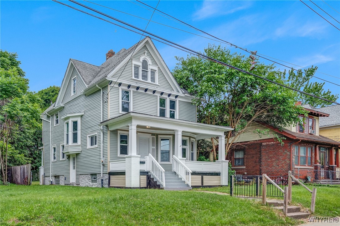 photo YFUg5e5P1RUEApvJntzB2k: 1807 Niagara Avenue, Niagara Falls NY 14305