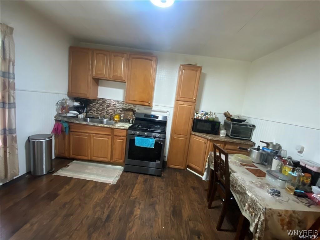 photo 4 : 143 East Parade Avenue, Buffalo NY 14211