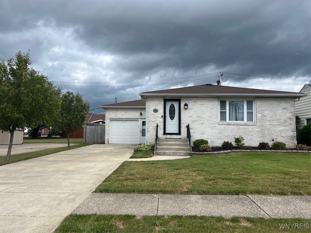 photo wRB70ukxwsLuvu0o: 95 Candace Ln, Cheektowaga NY 14043