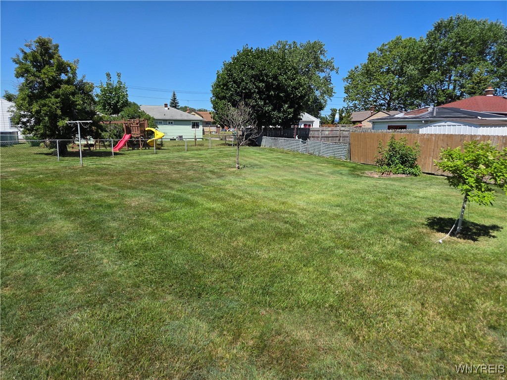 photo 4 : 53 Kies Court, Niagara Falls NY 14304